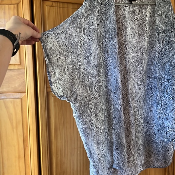 Joe Boxer Paisley Kimono - Picture 3 of 4